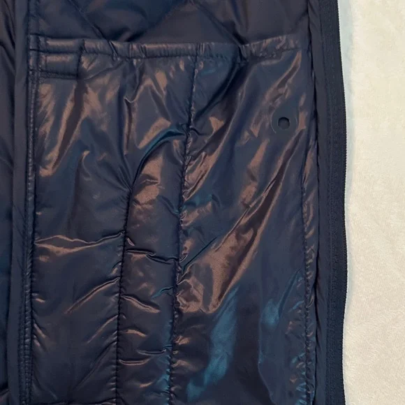 Tory Burch Sport Navy Down Vest – 750 Fill Warmth – Size M Like New - Picture 8 of 9